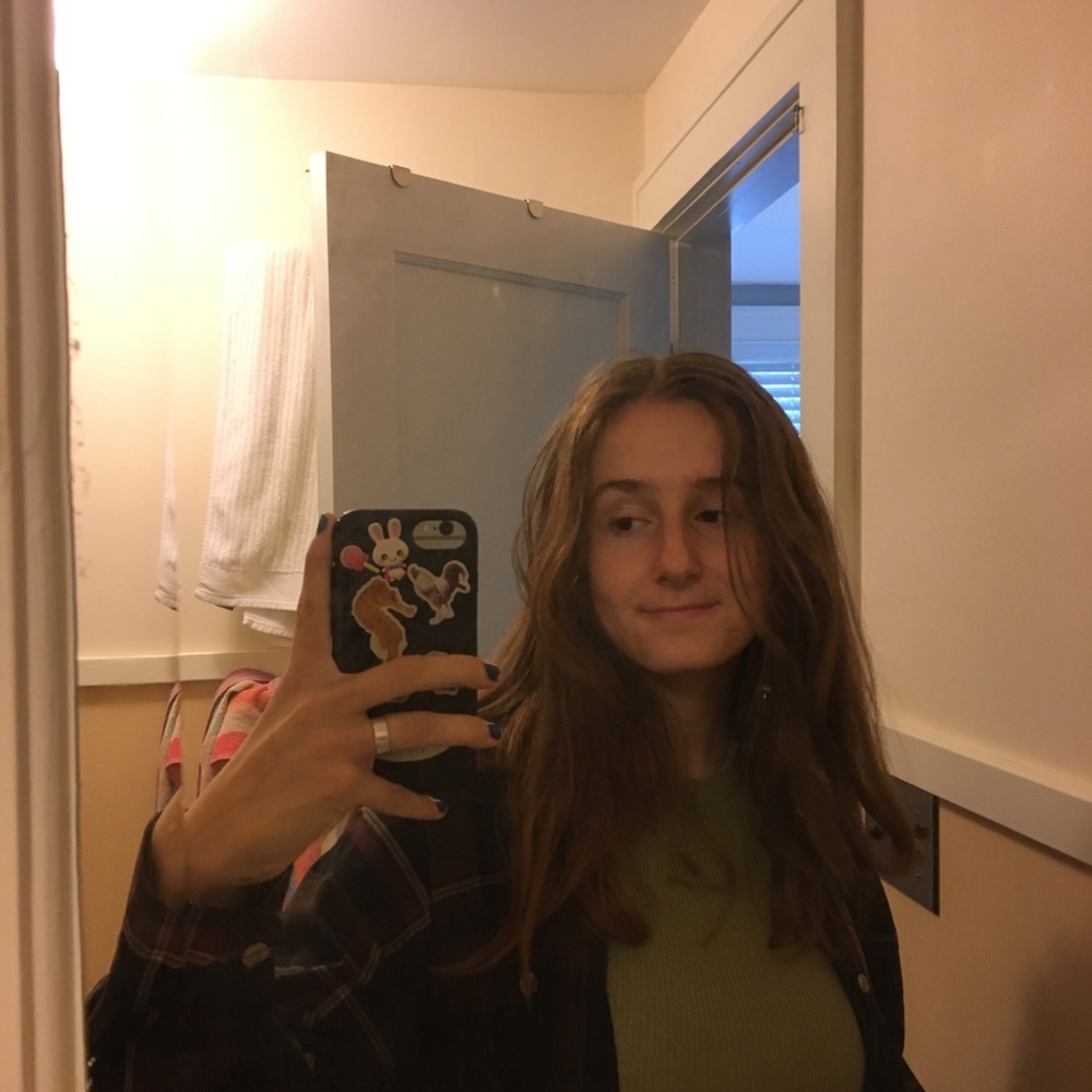 Meet your Posher, Iris